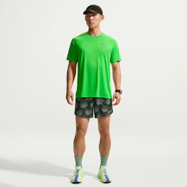 【NIKE 耐吉】短袖上衣 男 T恤 運動 慢跑 AS M NK DFADV STRIDE SS TOP 綠 HV5204-329