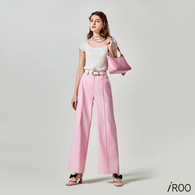 【iROO】綴銀蔥立體紋上衣