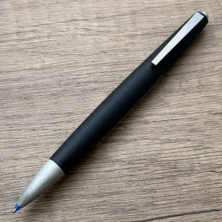【LAMY】2000系列 401 玻璃纖維 四色筆