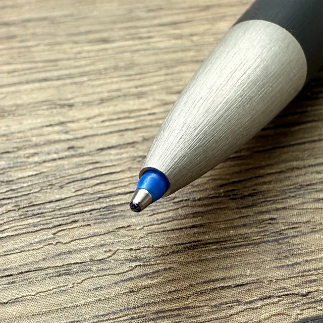 【LAMY】2000系列 401 玻璃纖維 四色筆