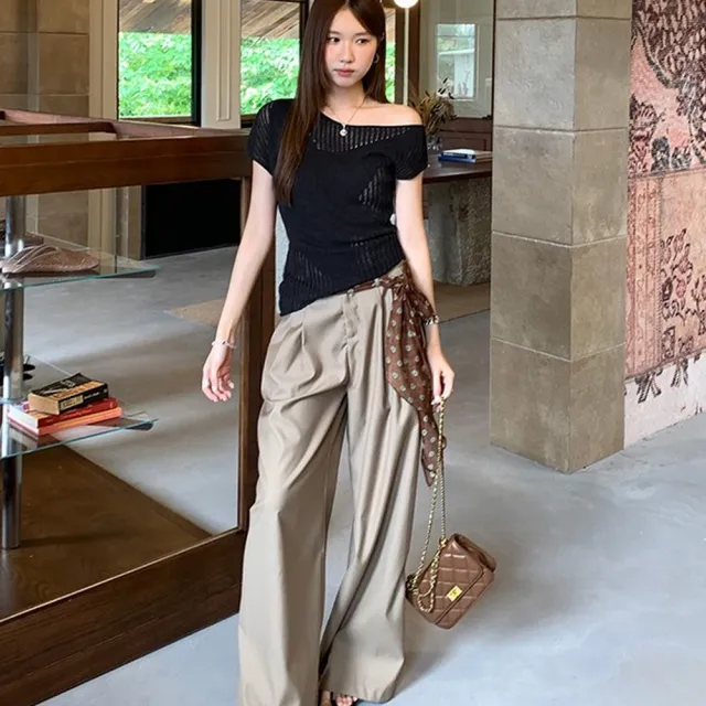 【AS 梨卡】女裝 上衣 短袖 鏤空斜肩 百搭短袖 露肩上衣 短袖針織 夏季短袖 顯瘦上衣 SW139