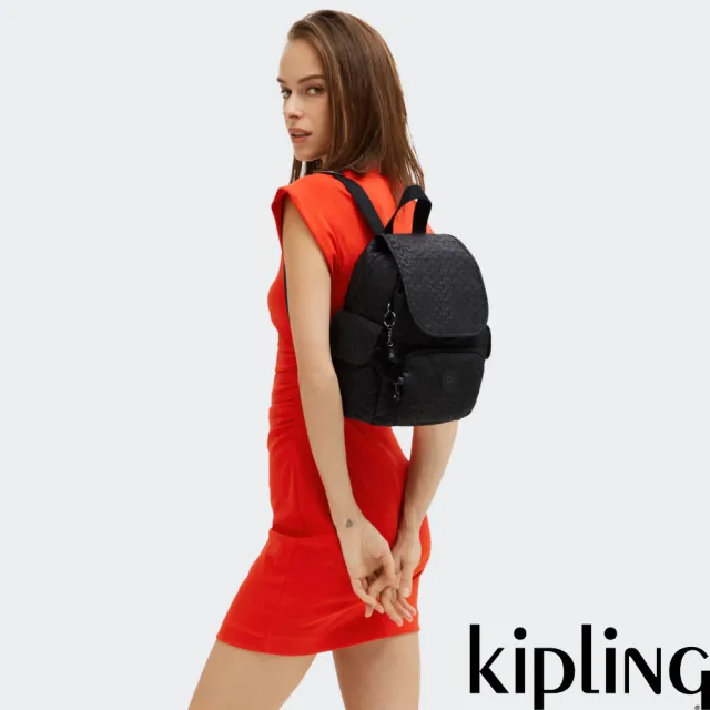 【KIPLING】『猴子包』經典黑菱格紋印花拉鍊掀蓋後背包-CITY PACK MINI 女包