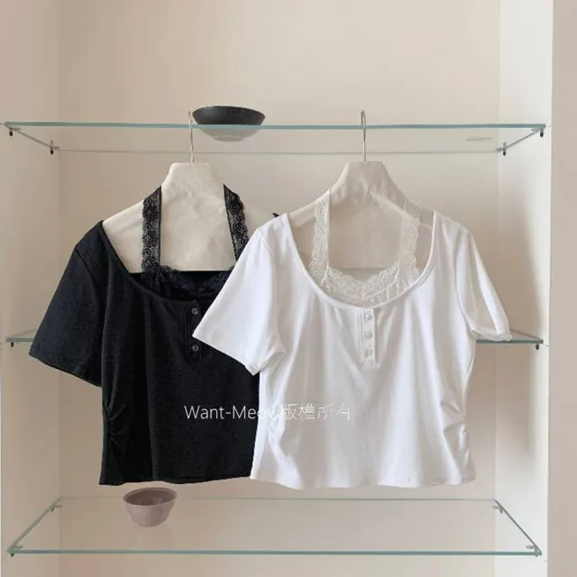 【Want-Meow】85公斤可穿/顯瘦假兩件繞頸蕾絲綁帶側抓皺短版大學T短袖T(大碼上衣/大碼/大尺碼/短袖上衣)