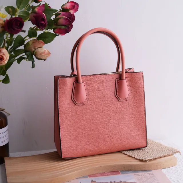 【Michael Kors】圓標MK LOGO吊飾手提斜背三層包兩用包(玫粉)
