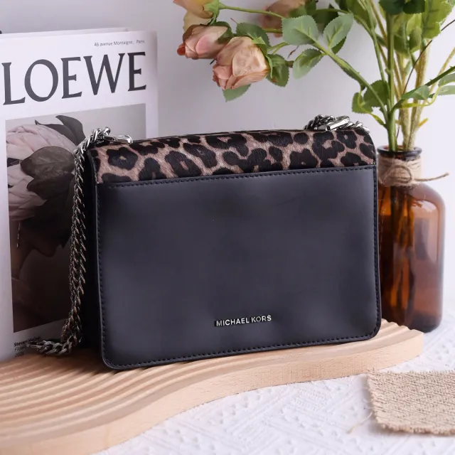 【Michael Kors】JADE 經典滿版MK豹紋拼接肩斜三用翻蓋鍊包(黑)