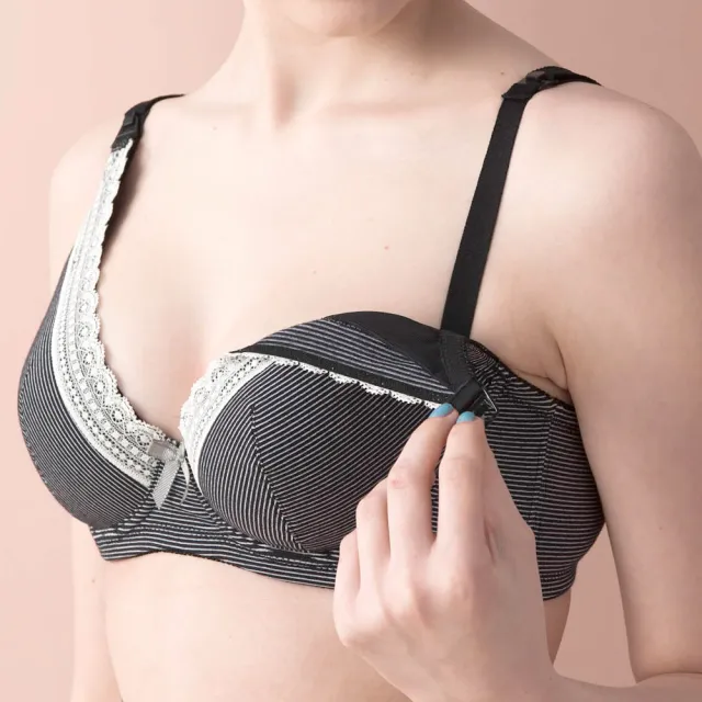 【Gennies 奇妮】哺乳內衣褲成套 咖啡紗軟鋼圈內衣 平口內褲(孕婦內衣 上開扣 孕婦內褲 條紋黑 A37B59)