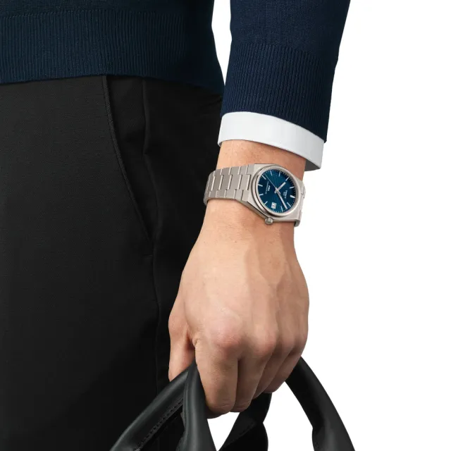 【TISSOT 天梭】PRX 1970年代復刻 鈦金屬 機械腕錶 父親節 禮物 推薦 (T1378074406100/T1378074404100)
