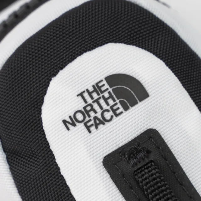【The North Face】北面男女款白色經典Hot Shot迷你配件包|8NR2FN4