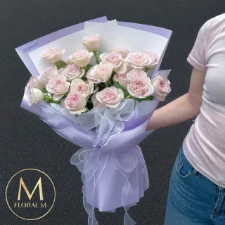 【Floral M】夢幻愛麗兒玫瑰鮮花花束(情人節花束/告白禮物/求婚花束/鮮花花禮/玫瑰花束)