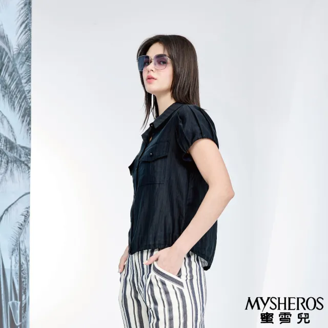 【MYSHEROS 蜜雪兒】短袖襯衫上衣 翻領排釦 微光澤壓紋(黑)
