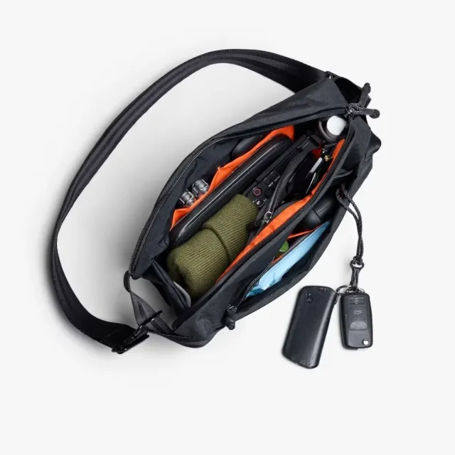 【Bellroy】官方直營 Carryology Essentials Sling Essentials限定版胸包(曜石黑)