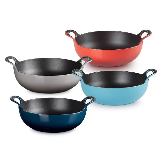 【Le Creuset】琺瑯鑄鐵鍋巴蒂鍋24cm(極光午夜藍/櫻桃紅/迷霧灰/土耳其藍 4色選1)