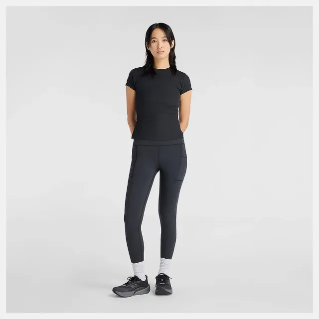 【NEW BALANCE】NB 短袖上衣 女 訓練 慢跑 美規 黑 WT53125BK (S2468)