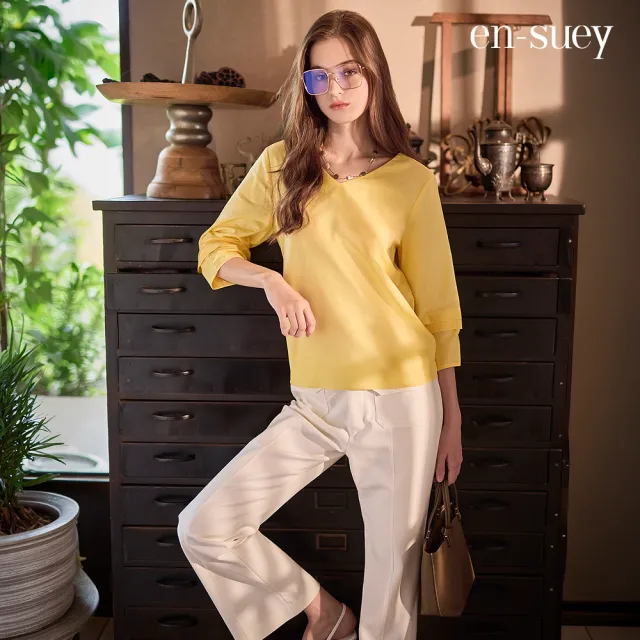 【en-suey 銀穗】縱向對稱切接微喇叭長褲-女