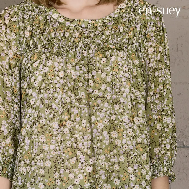 【en-suey 銀穗】圓領雪紡碎花七分袖上衣-女