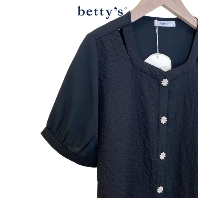 【betty’s 貝蒂思】典雅花形鈕扣方領拋袖上衣(共二色)
