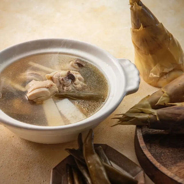 【漢來飯店】暖心煲湯6入免運組 (剝皮辣椒竹筍雞湯/麻油雞湯/四神豬肚湯)