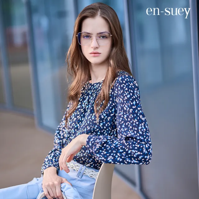 【en-suey 銀穗】EU不規則點點印花上衣-女