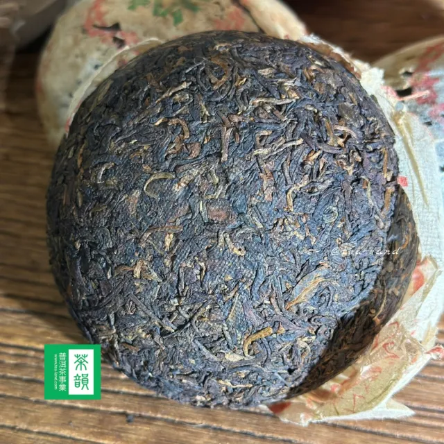 【茶韻】八O年代 中茶牌 綠印大沱 250克 生茶 稀有品(專用收藏盒+1)