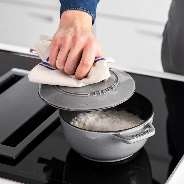 【STAUB】迴力釘點琺瑯鑄鐵鍋和食鍋16cm-顏色任選(德國雙人牌集團官方直營)