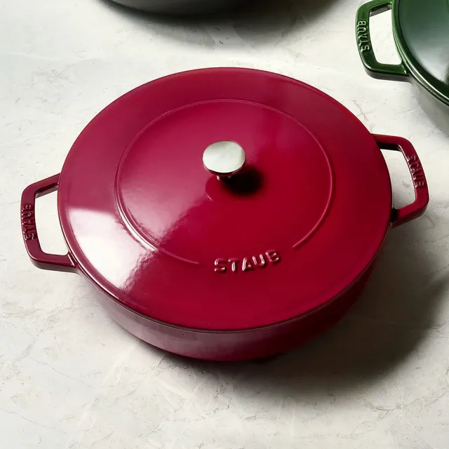 【STAUB】迴力釘點蓋圓型鑄鐵鍋淺燉鍋28cm-3.7L/顏色任選/新舊包裝隨機出貨(德國雙人牌集團官方直營)