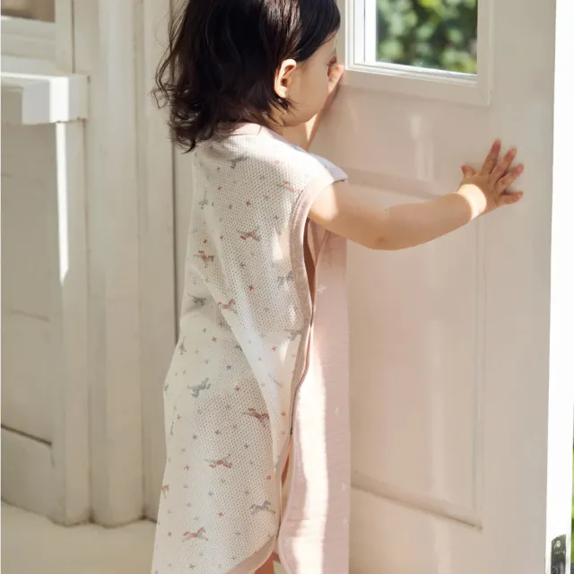 【Hoppetta】蘑菇瞬拆涼感天絲三層紗防踢背心手帕禮袋組(momo獨家 0-3歲 日本製 可拆換棉涼排汗網眼布)