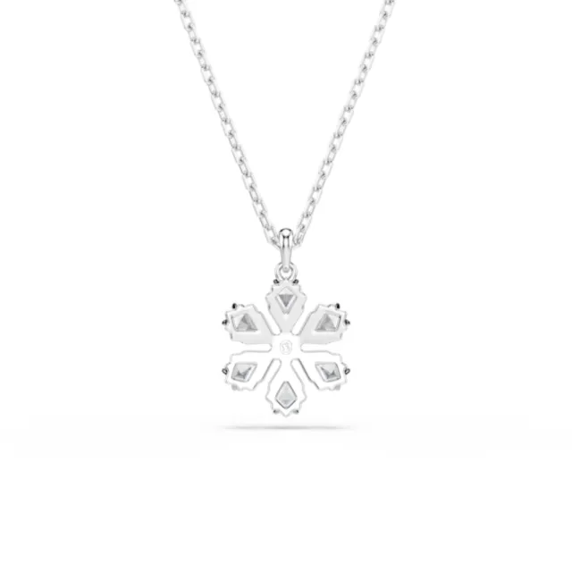【SWAROVSKI 施華洛世奇】官方直營 Idyllia 雪花鏈墜 混合式切割 白色 鍍白金色 | 5754686