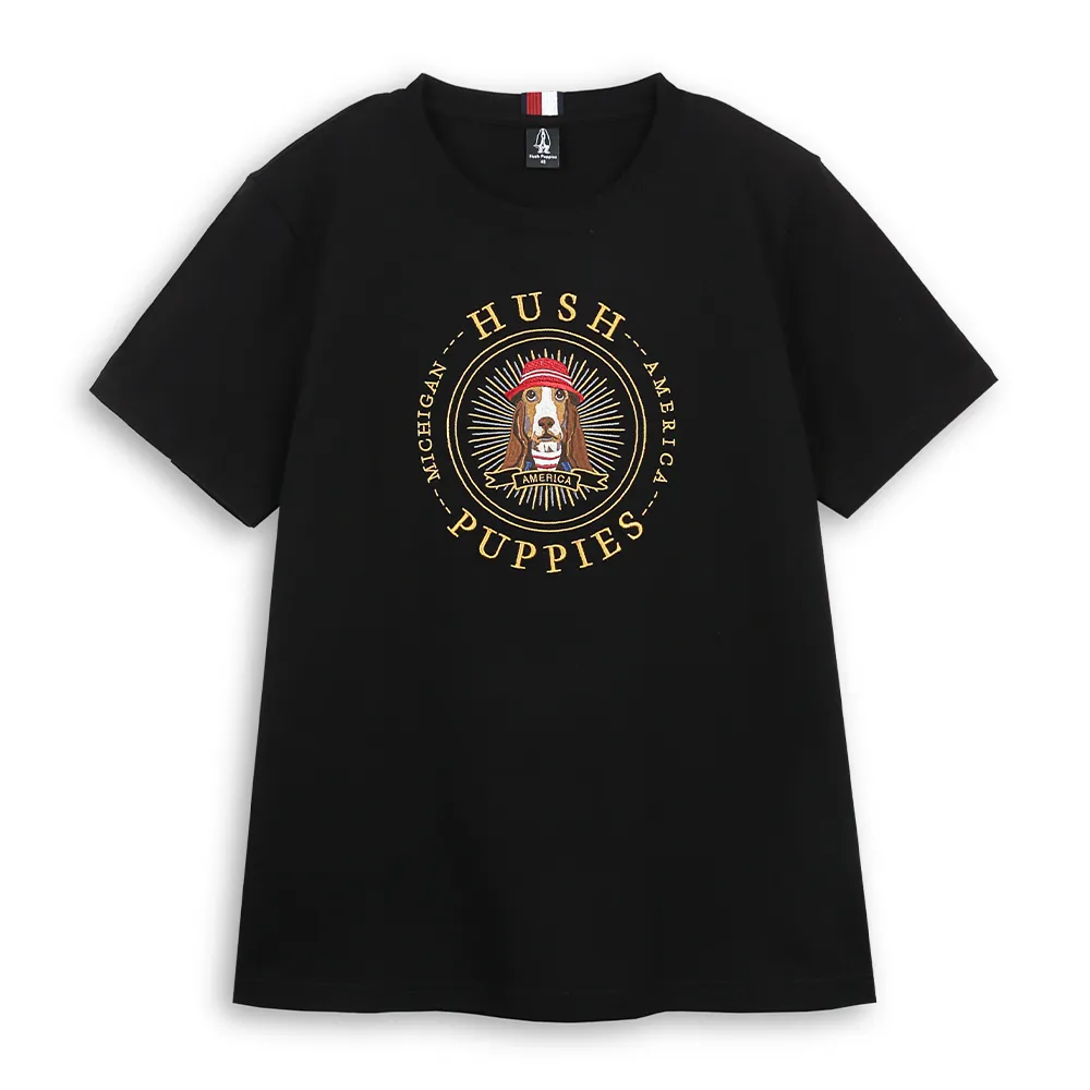 【Hush Puppies】男裝 T恤 經典漁夫帽狗圓章T恤 (黑色/ 63111901)