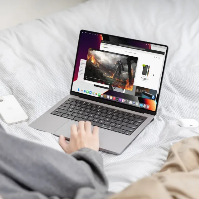 【SwitchEasy】MacBook Neo EasyVision 高解析透明防反光螢幕保護貼