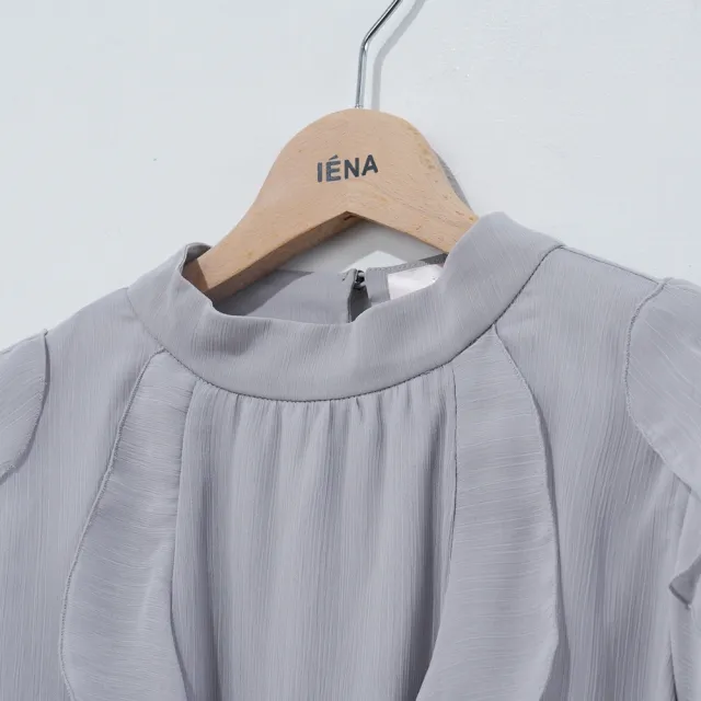 【IENA】雪紡波浪挖袖上衣（#6235002 露肩、燈籠袖；黑色/淺灰色）