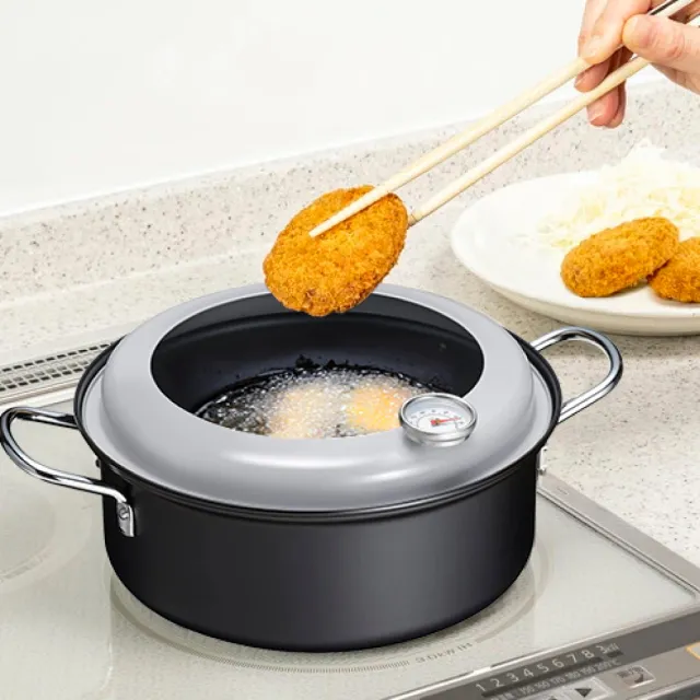【FREIZ】日本進口鐵製油炸鍋(附溫度計)22cm