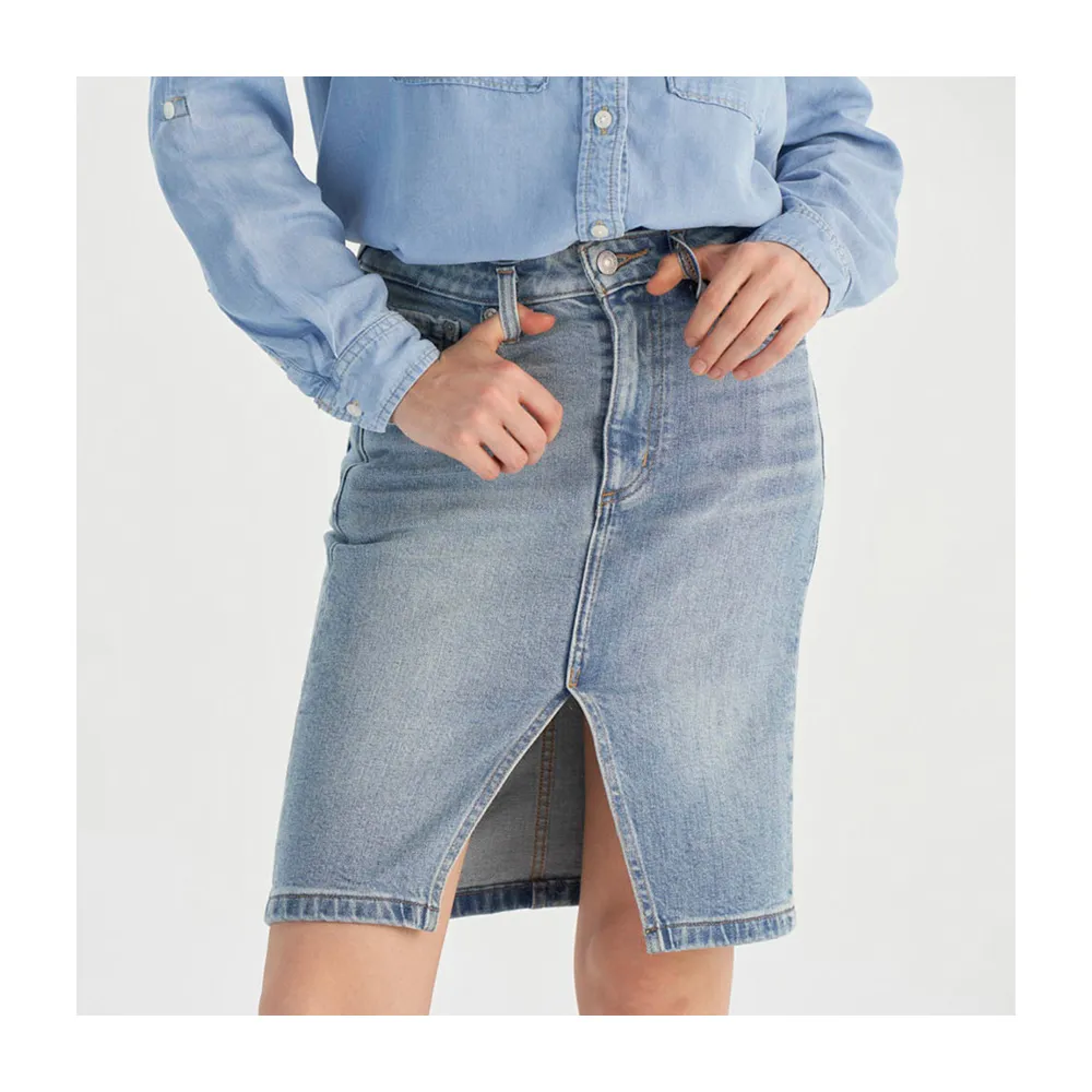 【LEVIS】女款 牛仔裙 復古全排釦A字裙 牛仔短裙 熱賣單品 001R4-0003