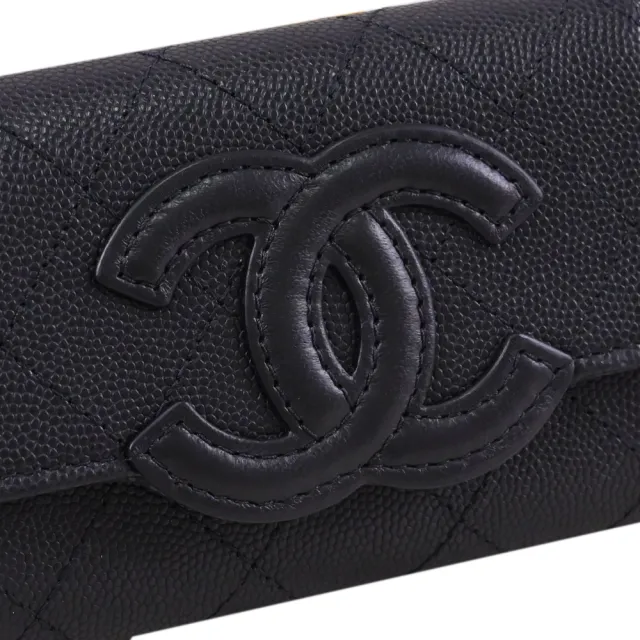 【CHANEL 香奈兒】CC Filigree 經典雙C荔枝牛皮信用卡零錢簡易皮夾(黑)