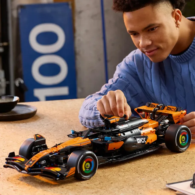 【LEGO 樂高】科技系列 42228 McLaren MCL39 F1賽車(麥拉倫 Formula1 居家擺設 STEM積木 禮物 玩具模型)