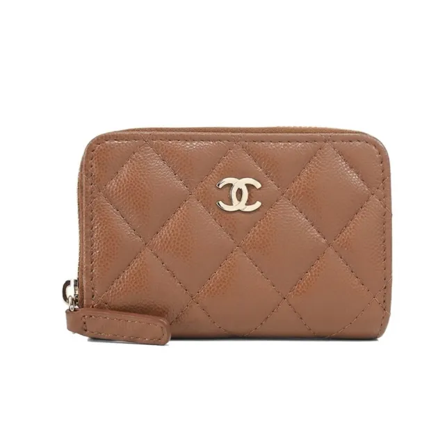 【CHANEL 香奈兒】經典雙C LOGO菱格紋牛皮拉鍊零錢包(棕)