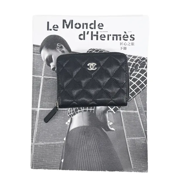 【CHANEL 香奈兒】經典雙C LOGO菱格紋牛皮拉鍊對開短夾(黑色)