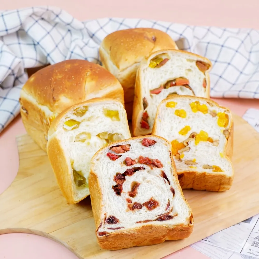 【BAKER 胖大師】在地小農生吐司任選4入 紅心芭樂/拉拉蜜桃/戀戀草莓/香柚檸檬 烘焙手感麵包