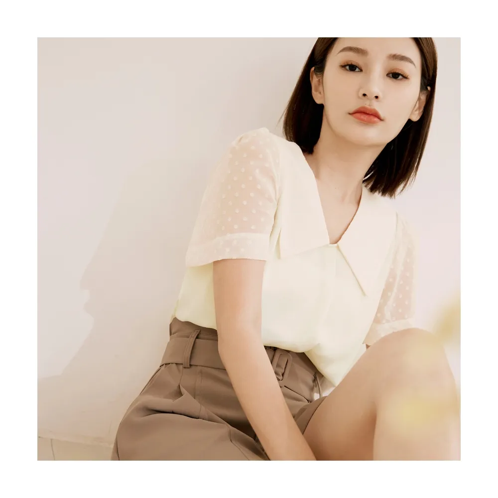 【OB 嚴選】翻領短袖立體波點拼接上衣 《AB18484》
