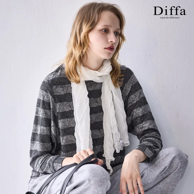 【Diffa】灰條花卉緹花長袖針織衫-女