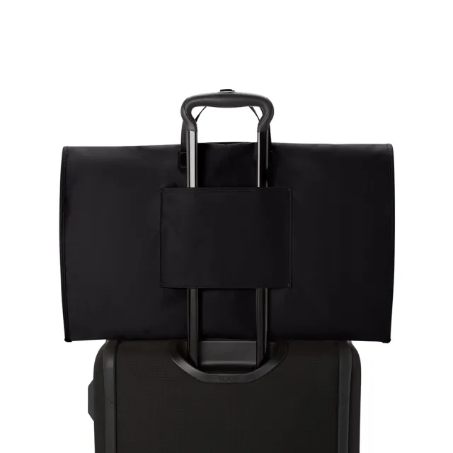 【TUMI】Travel Access 西裝衣物袋(TUMI 官方旗艦店)