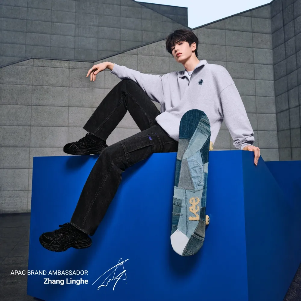 【Lee】男裝 牛仔褲 / 張凌赫同款 761 中腰舒適寬褲 黑色洗水(LB517091199)
