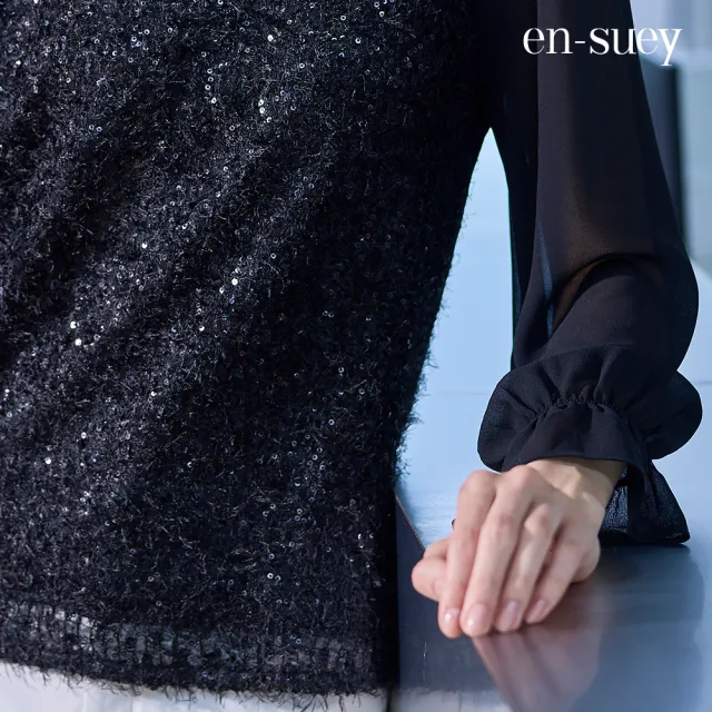 【en-suey 銀穗】EU微奢感亮片羽毛紗珠繡領七分雪紡袖上衣-女