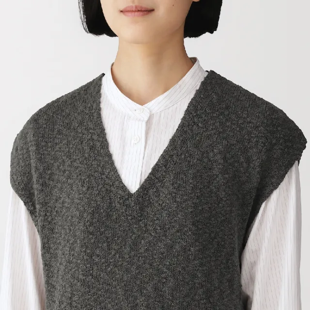 【MUJI 無印良品】女棉混節紗V領背心(墨灰/象牙白/米色)