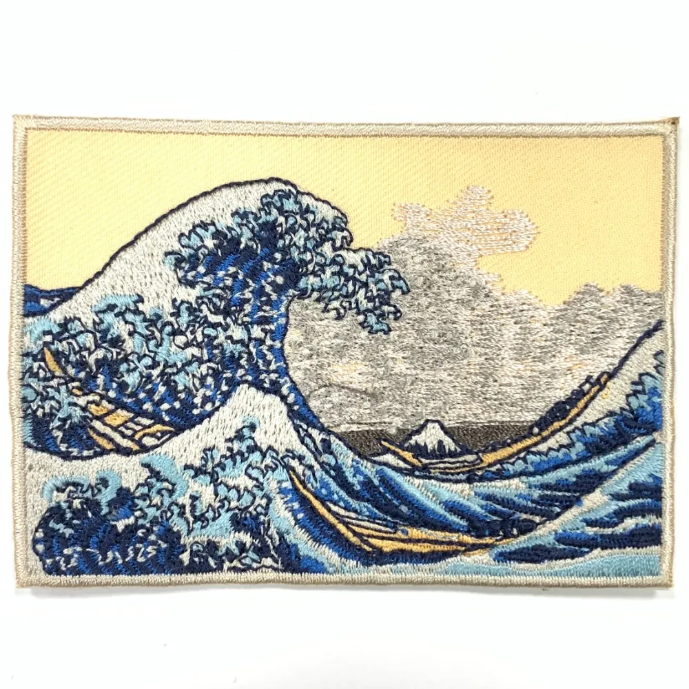 【A-ONE 匯旺】神奈川沖浪裏 日本浮世繪刺繡徽章 胸章 立體繡貼 裝飾貼 葛飾北齋 繡片貼 燙(NO.363)