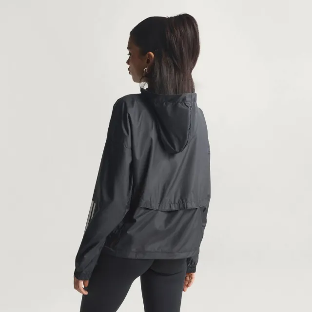 【adidas 愛迪達】Hyg Windy 女 風衣 運動外套 輕量 連帽 防撕裂 防潑水 黑(JX1872)