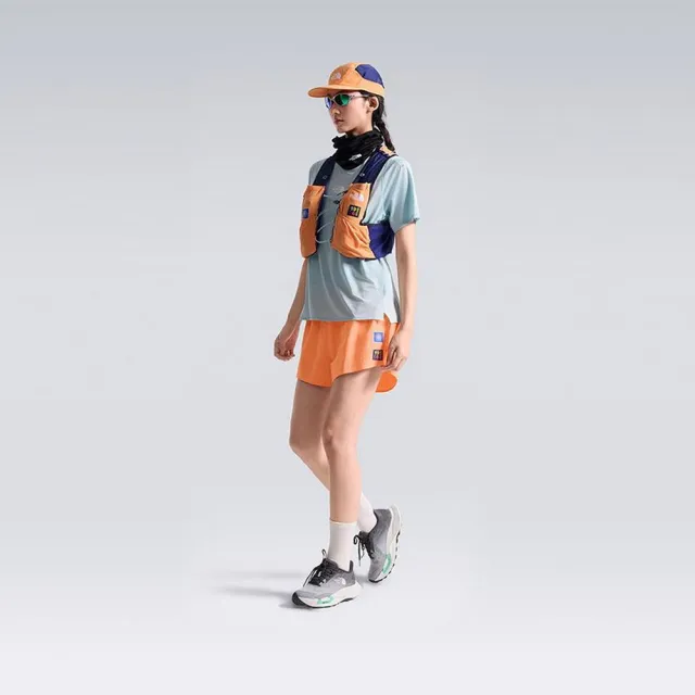 【The North Face】TNF 休閒 運動 短褲 W SUMMIT PACESETTER SHORT GRAPHIC 女 橘 (NF0A8HW90TO)