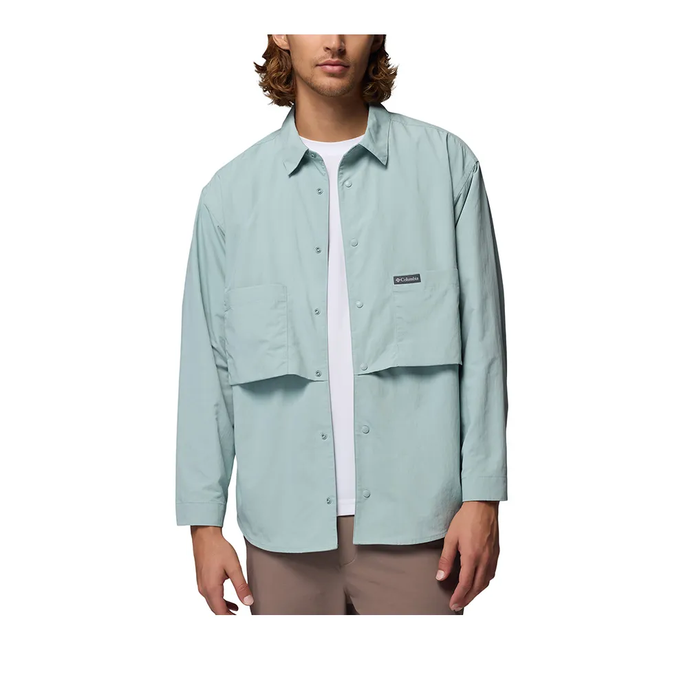 【Columbia 哥倫比亞】男款-防曬UPF50涼感長袖襯衫-Chill Creek ™LS Shirt-霧綠色(UAE94050MG/KS)