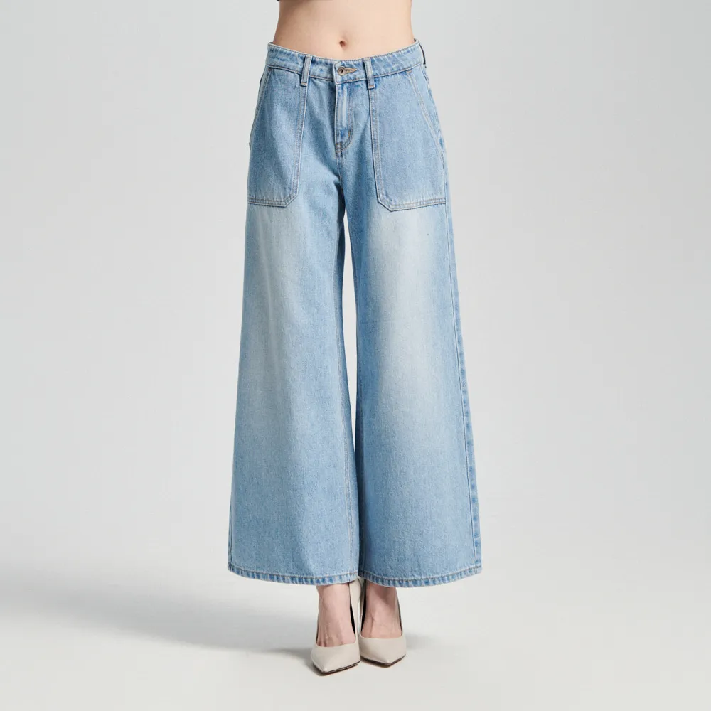 【SOMETHING】女裝 中腰休閒寬牛仔褲(拔淺藍)