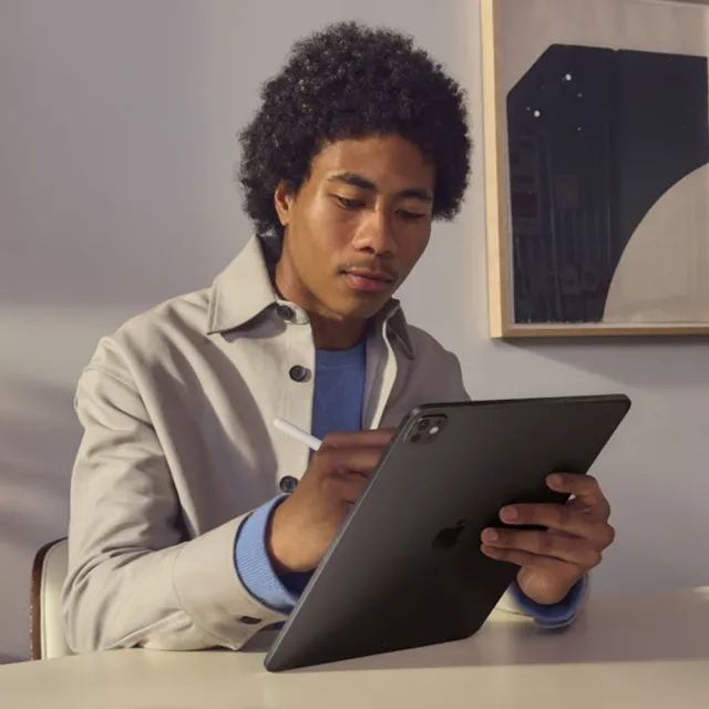 原廠充電組【Apple】2025 iPad Pro M5晶片/11吋/WiFi/256G 平板電腦