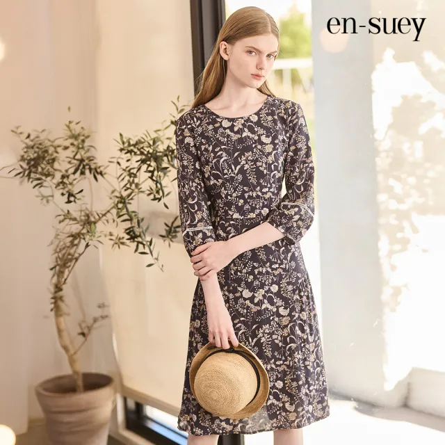 【en-suey 銀穗】印花收腰七分拋袖剪接短洋裝-女